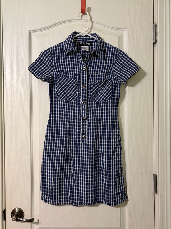 All that Jazz Dresses & Skirts - All That Jazz Vintage Blue and White Plaid Short-Sleeve Button Dress